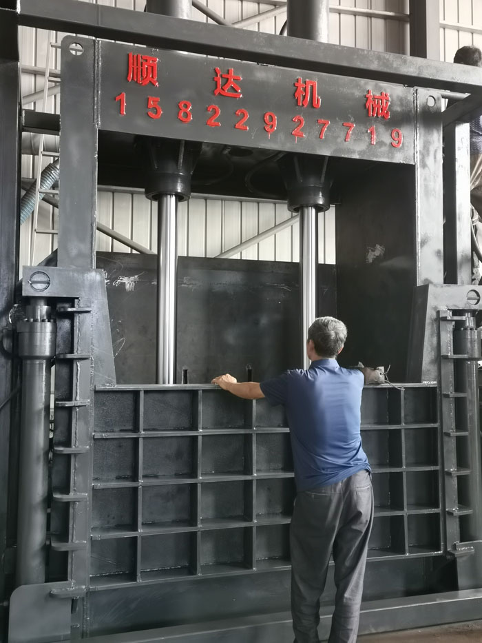 300吨立式废铝打包机|立式废铝打包机厂家制造天津顺达机械15822927719